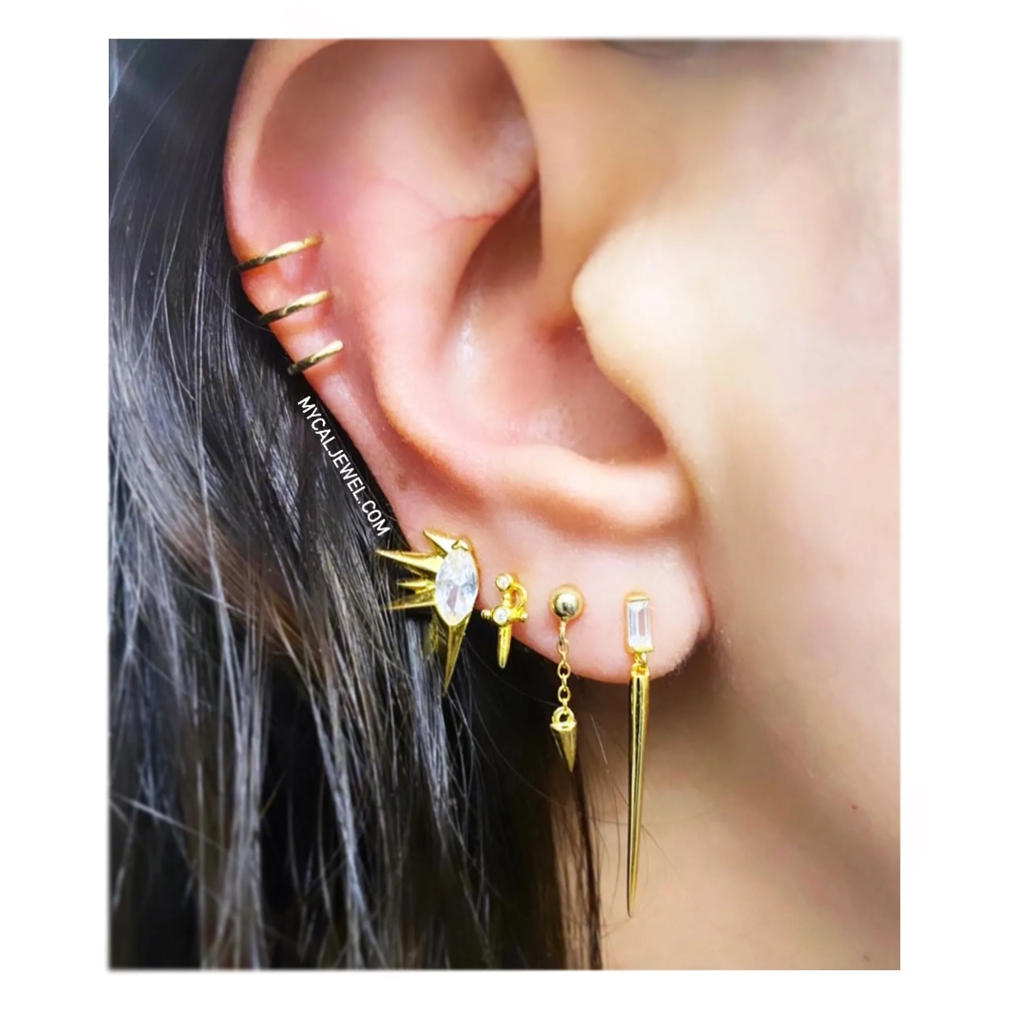 6 Spikes Stud Earring