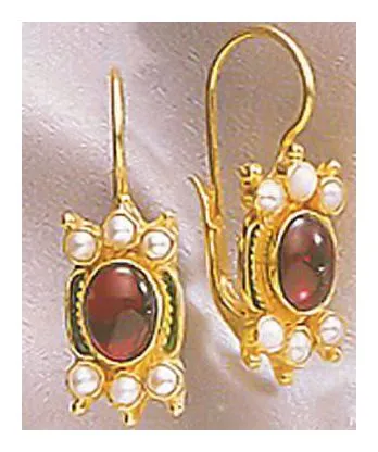 Shakespearean Garnet and Pearl Earrings