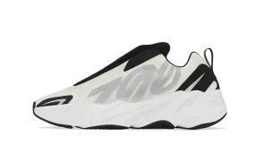 Yeezy 700 MNVN Laceless Analog